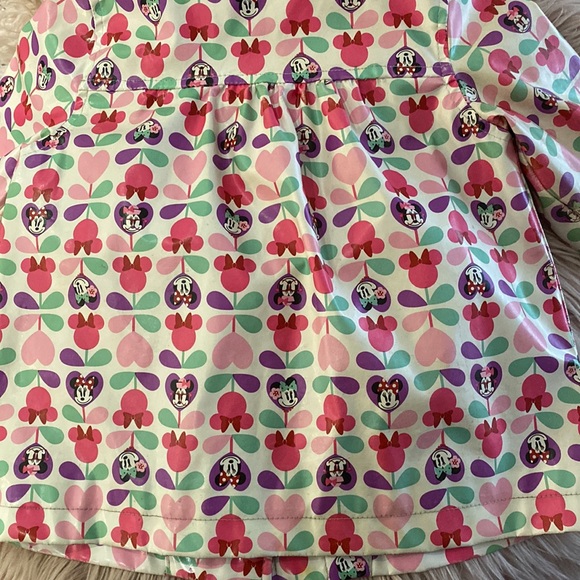 Minnie Mouse RainCoat - Picture 5 of 9